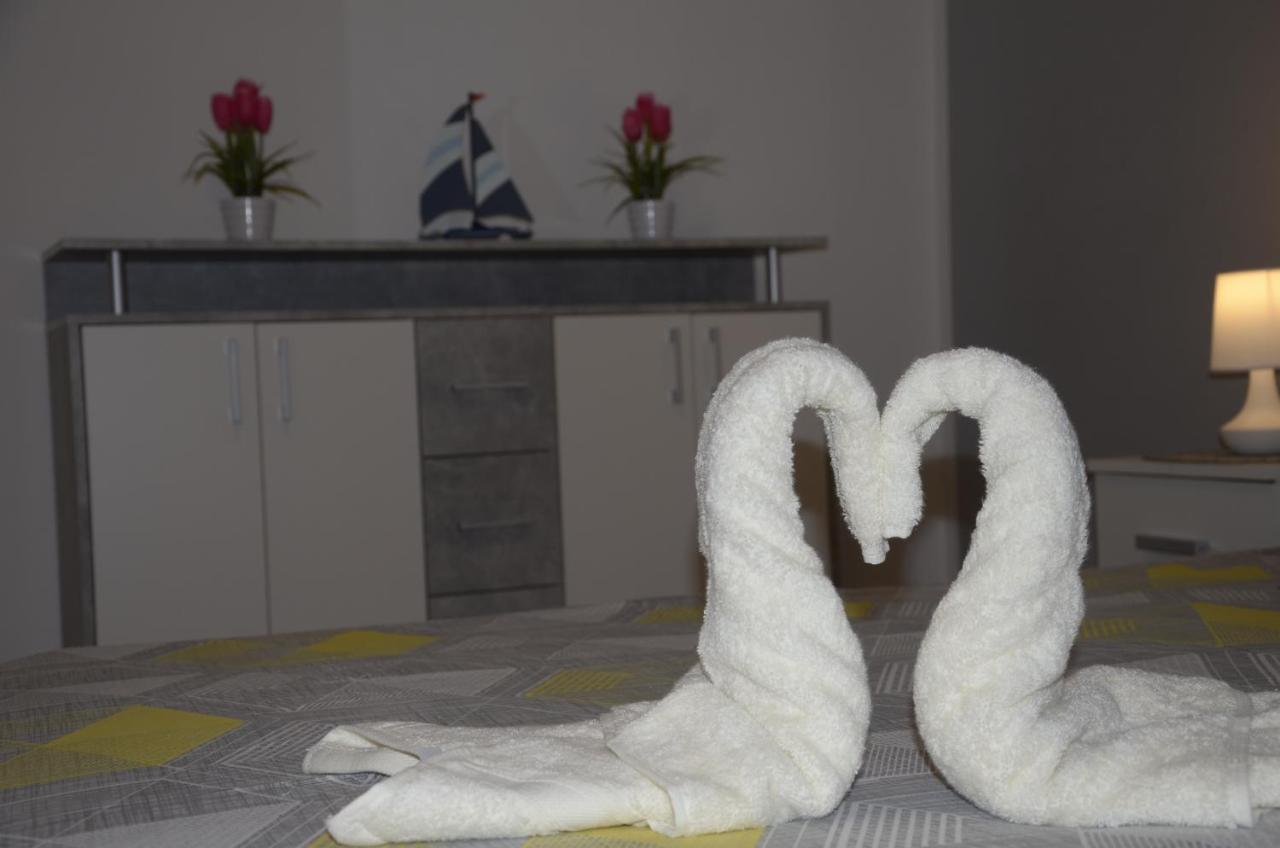 Apartman Rocan เวอร์ซาร์ ภายนอก รูปภาพ