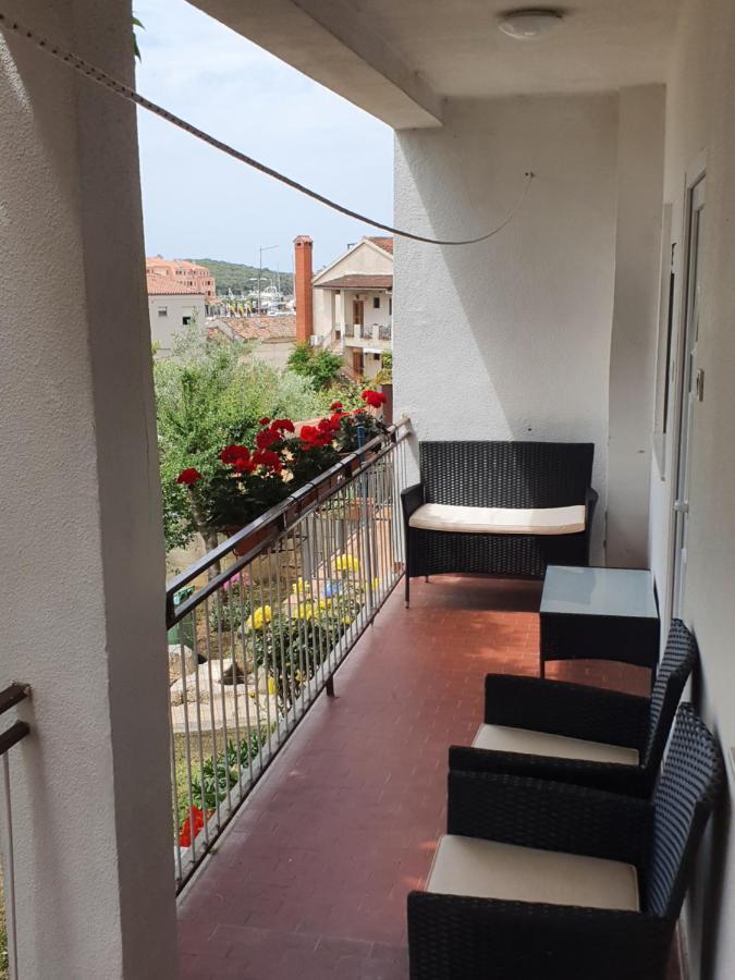 Apartman Rocan เวอร์ซาร์ ภายนอก รูปภาพ